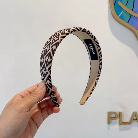 フェンディ ヘアアクセサリー