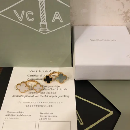 ヴァン クリーフ＆アーペル 指輪