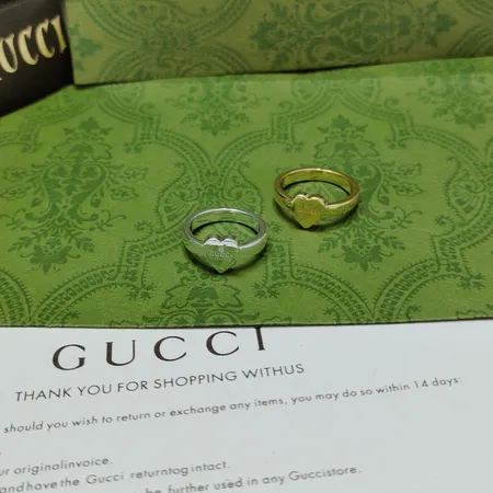 グッチ 指輪