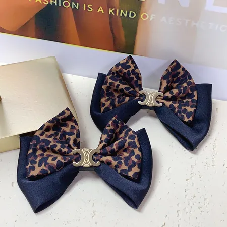 セリーヌ ヘアアクセサリー