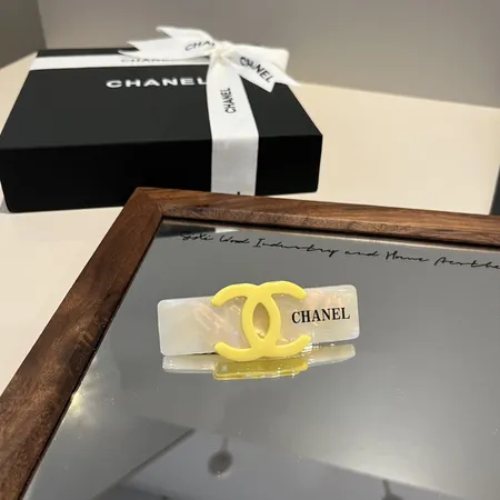 シャネル ヘアアクセサリー