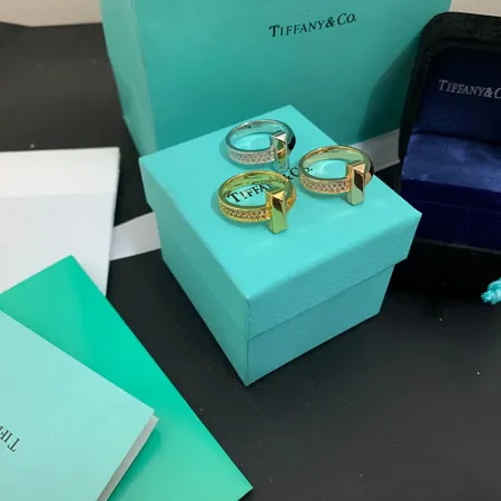 ティファニー 指輪