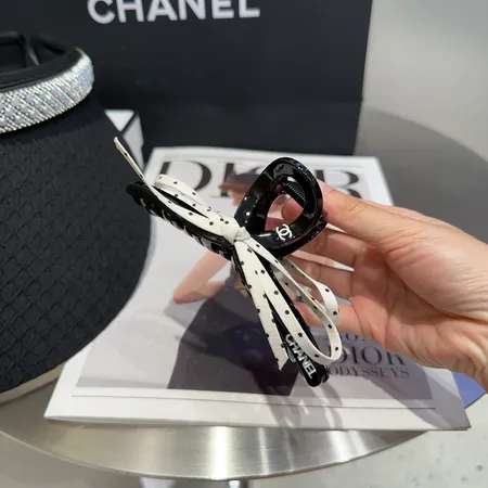 シャネル ヘアアクセサリー