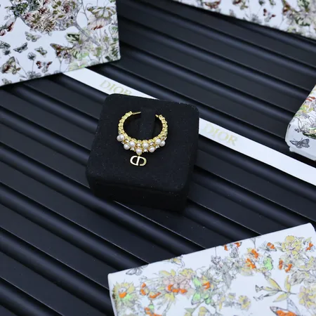 ディオール 指輪