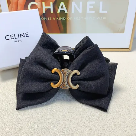 セリーヌ ヘアアクセサリー