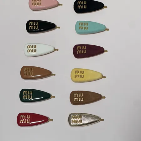 ミュウミュウ ヘアアクセサリー