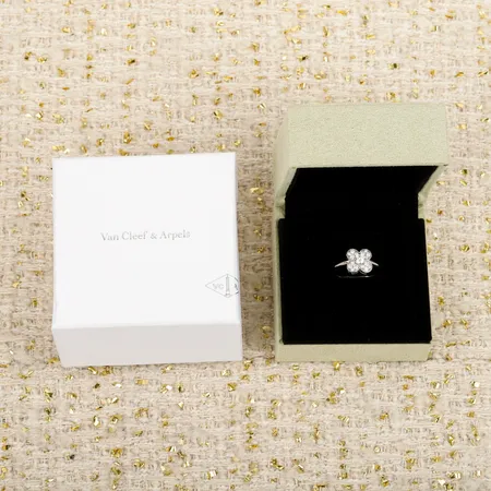 ヴァン クリーフ＆アーペル 指輪