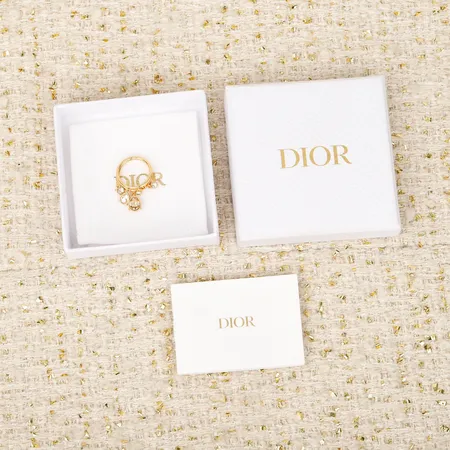 ディオール 指輪