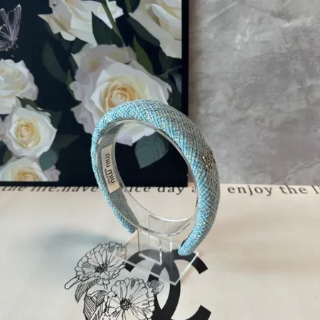 ミュウミュウ ヘアアクセサリー