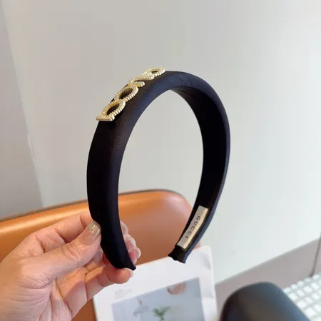 グッチ ヘアアクセサリー