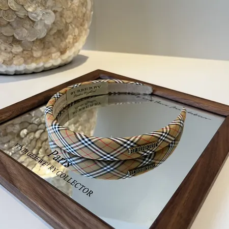 プラダ ヘアアクセサリー