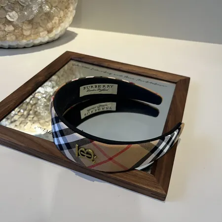 プラダ ヘアアクセサリー