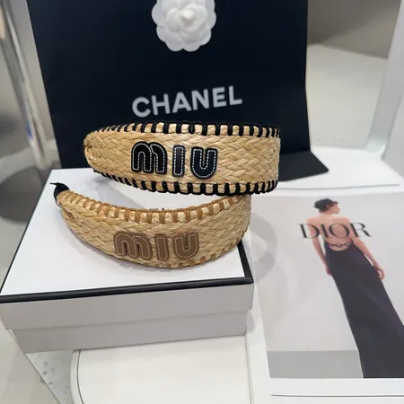 ミュウミュウ ヘアアクセサリー