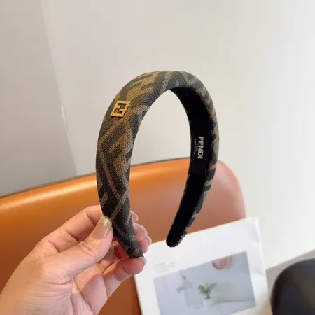 フェンディ ヘアアクセサリー