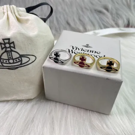 ヴィヴィアン・ウエストウッド 指輪