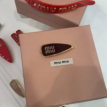 ミュウミュウ ヘアアクセサリー