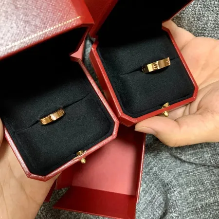 カルティエ 指輪