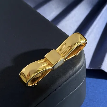 プラダ ヘアアクセサリー