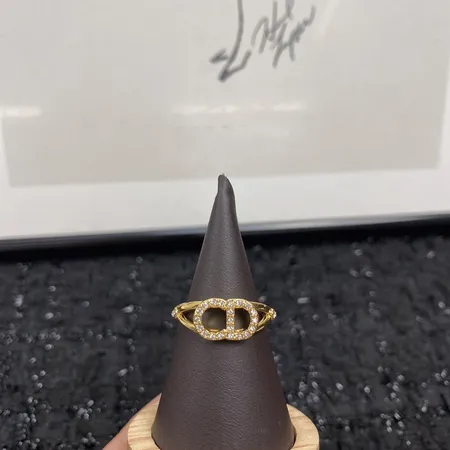 ディオール 指輪