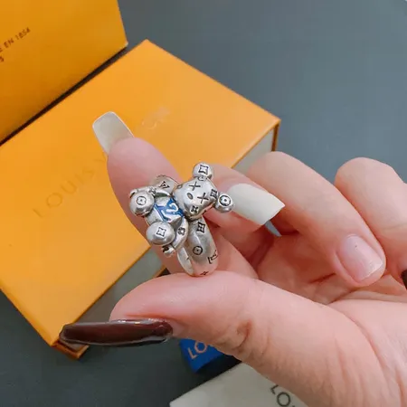 ルイヴィトン 指輪