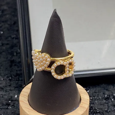 ディオール 指輪