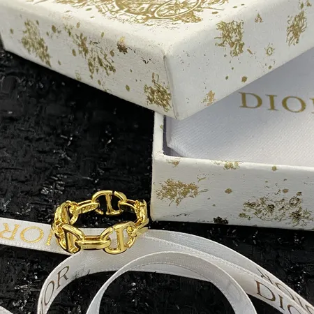 ディオール 指輪