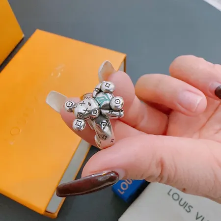 ルイヴィトン 指輪