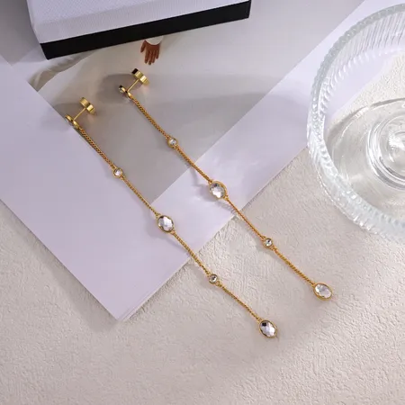 ミュウミュウ ピアス