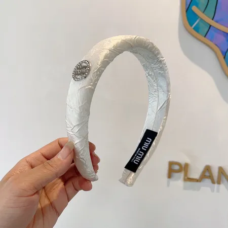 ミュウミュウ ヘアアクセサリー