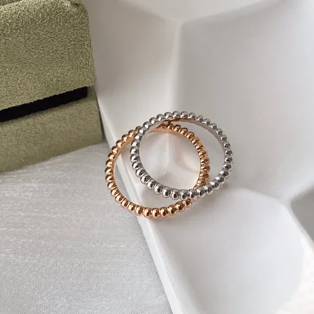 ヴァン クリーフ＆アーペル 指輪