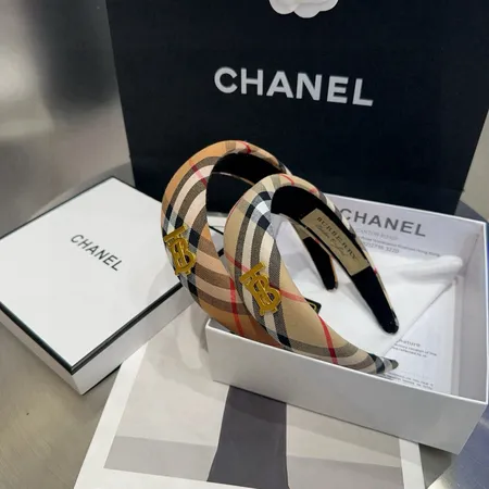 プラダ ヘアアクセサリー