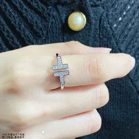 ティファニー 指輪