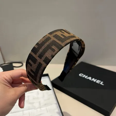 バーバリー ス ヘアアクセサリー