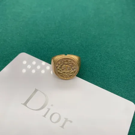 ディオール 指輪