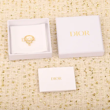 ディオール 指輪