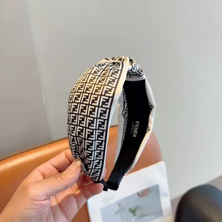 バーバリー ス ヘアアクセサリー