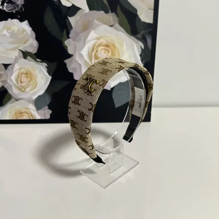 セリーヌ ヘアアクセサリー