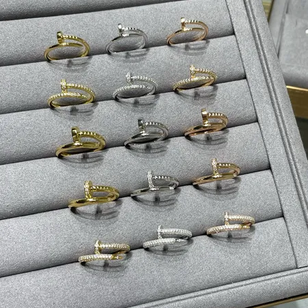 カルティエ 指輪