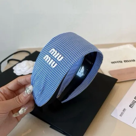 ミュウミュウ ヘアアクセサリー