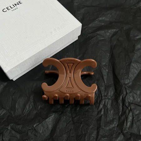 セリーヌ ヘアアクセサリー