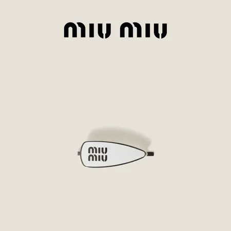 ミュウミュウ ヘアアクセサリー