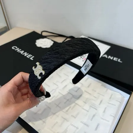 セリーヌ ヘアアクセサリー