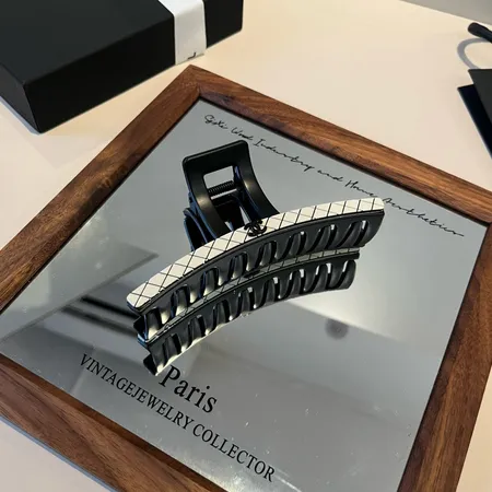 シャネル ヘアアクセサリー