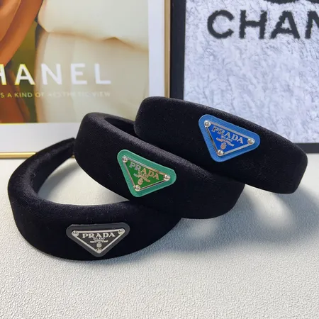 イブサンローラン ヘアアクセサリー