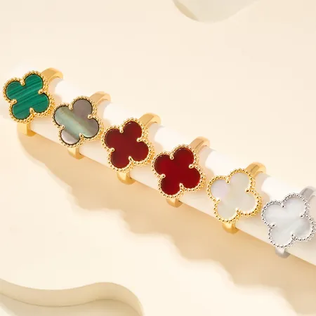 ヴァン クリーフ＆アーペル 指輪