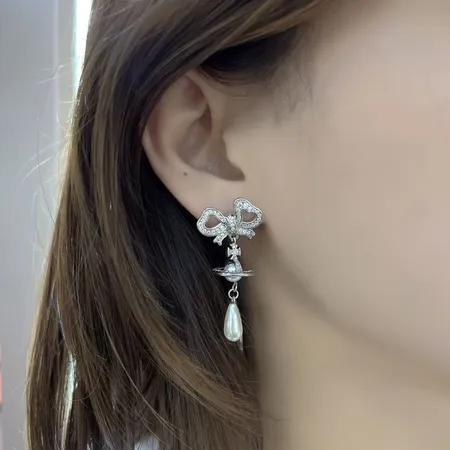 ヴィヴィアン・ウエストウッド ピアス