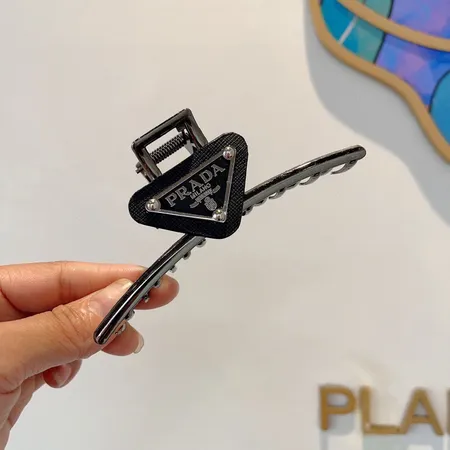 イブサンローラン ヘアアクセサリー