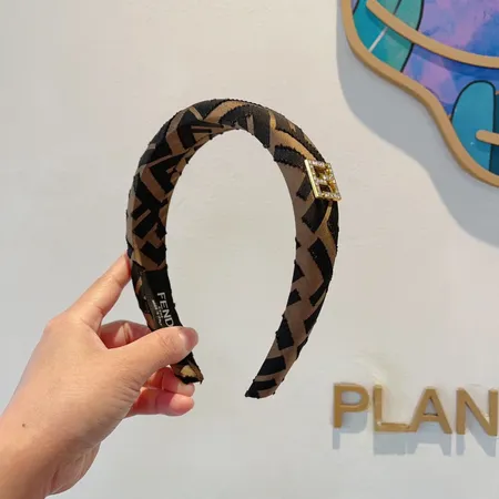 バーバリー ス ヘアアクセサリー