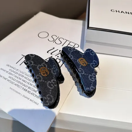 ルイヴィトン ヘアアクセサリー