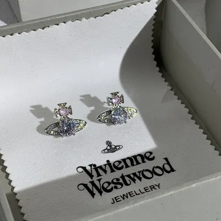 ヴィヴィアン・ウエストウッド ピアス